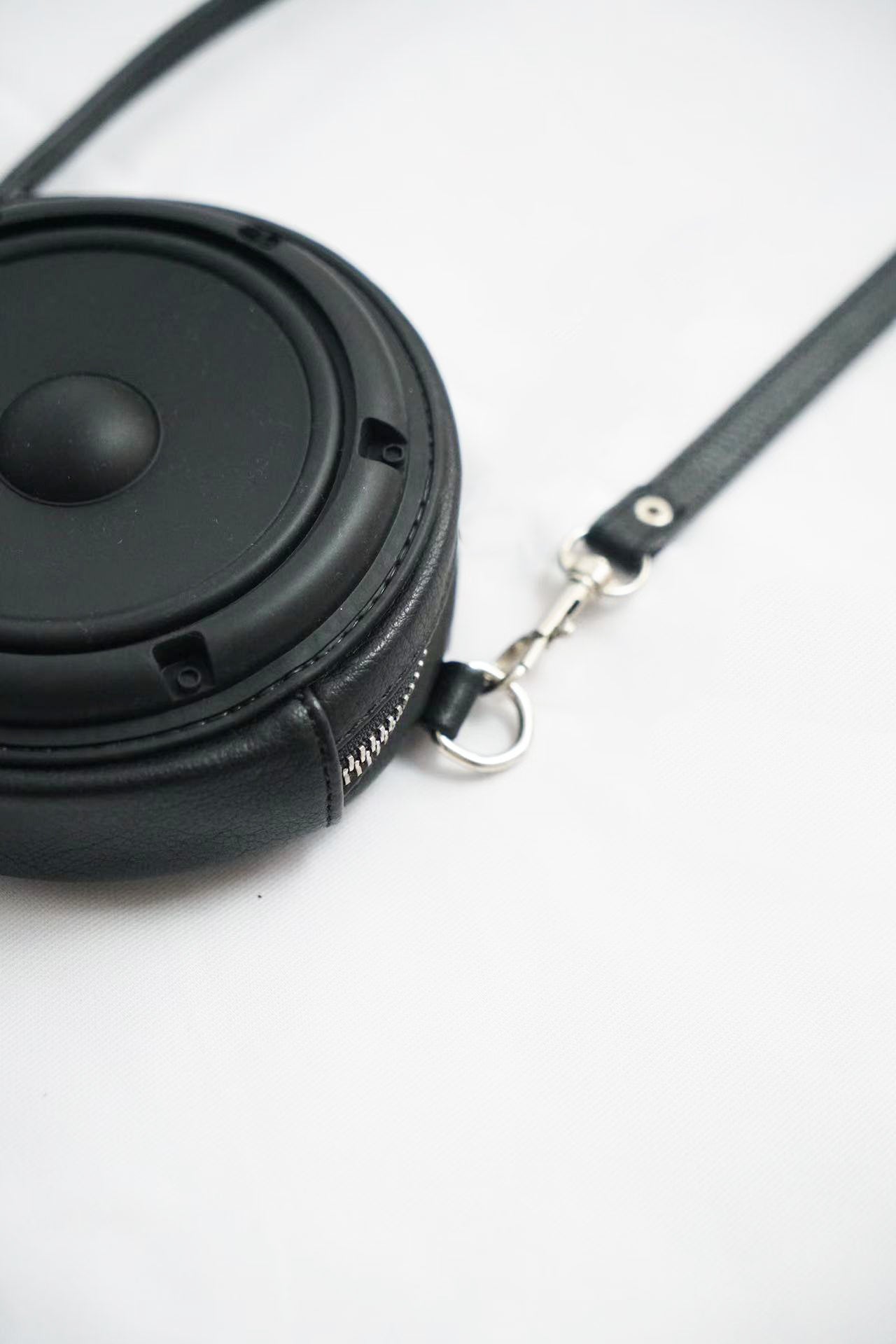 TE.COM 3D Silicone Speaker Crossbody Bag/Wallet(BLACK)