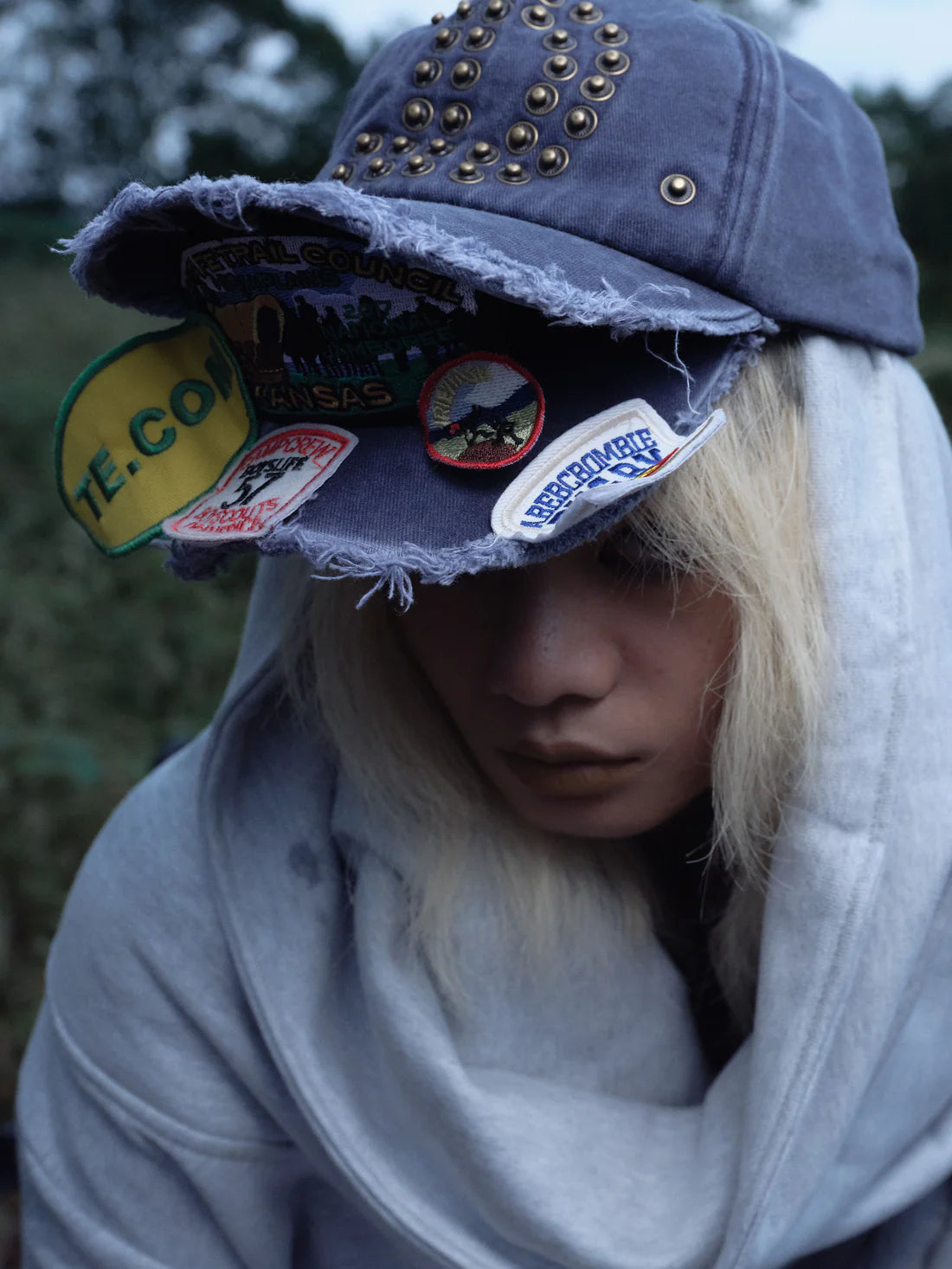 TE.COM Double-Brim Vintage Badge Hat