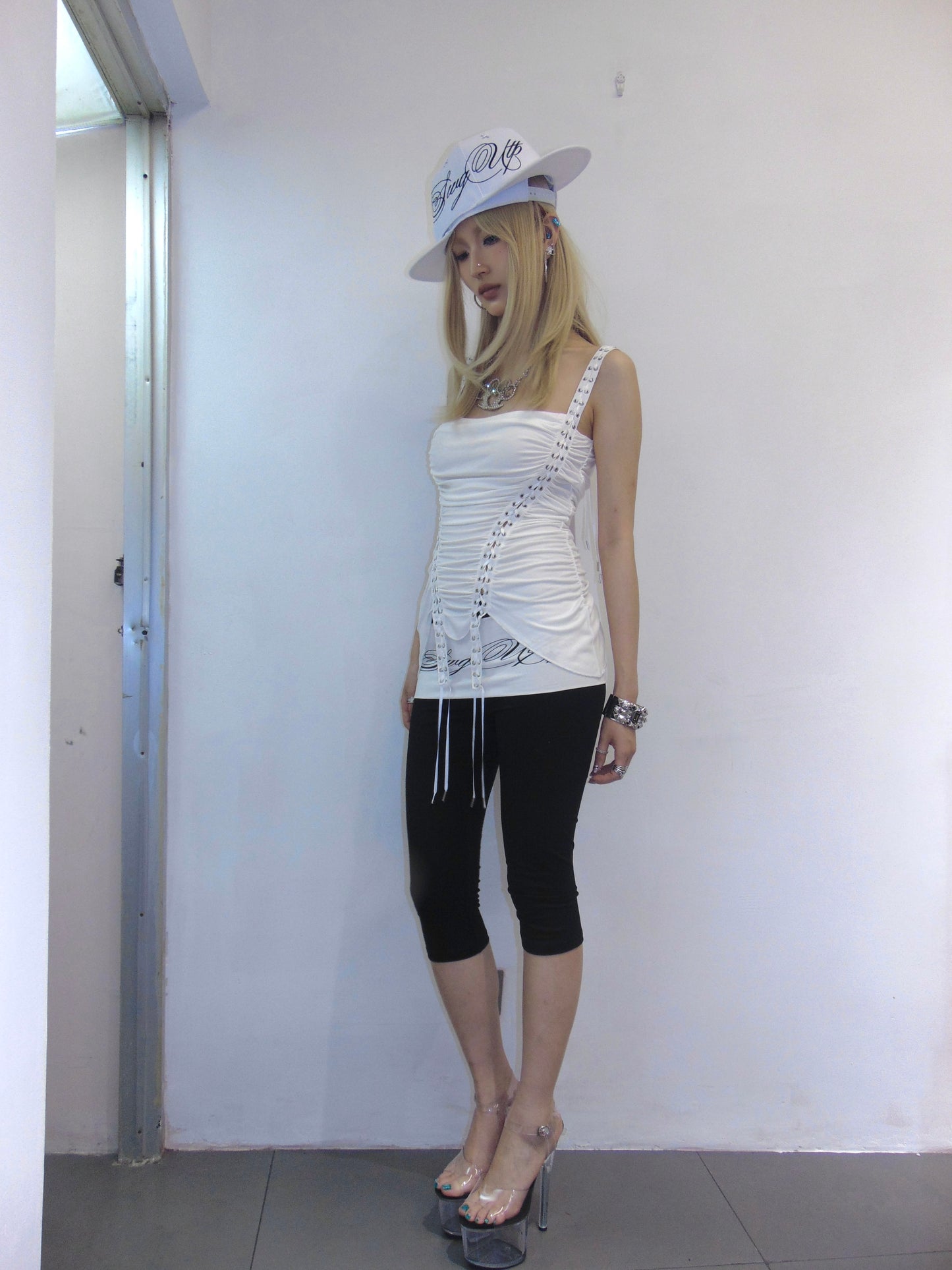 SWING UTOPIA STRETCH CROPPED PANTS