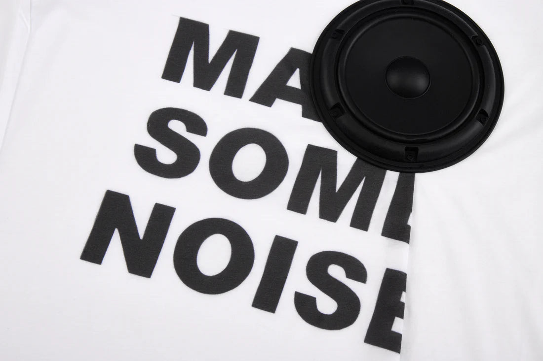 TE.COM“MAKE SOME NOISE” T-SHIRT
