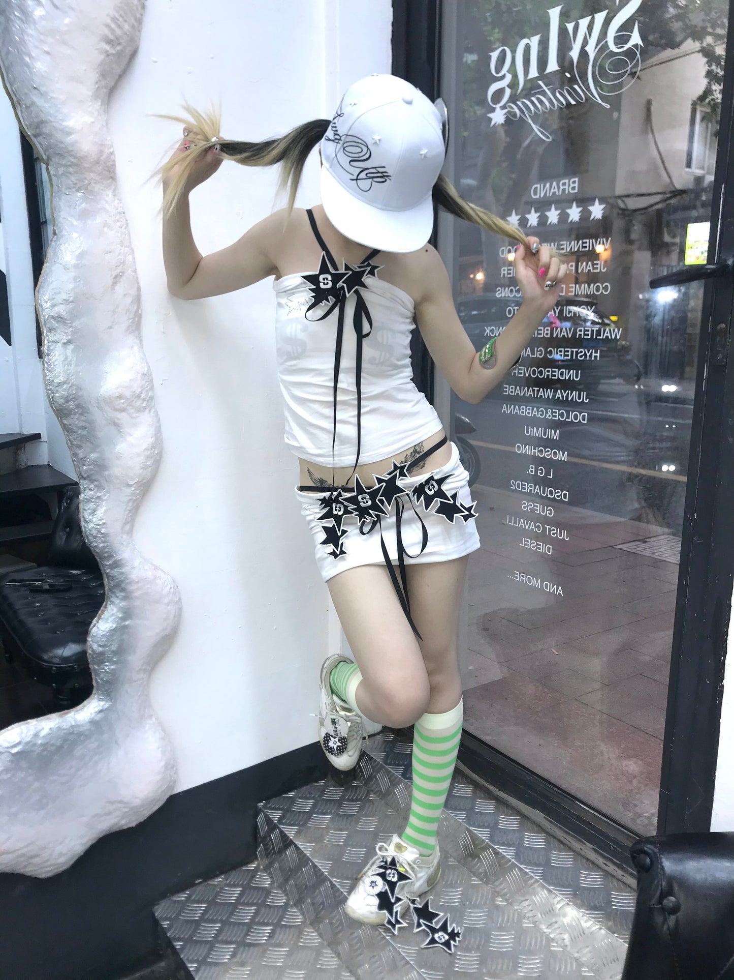 SWING UTOPIA Star Patch Ribbon Top
