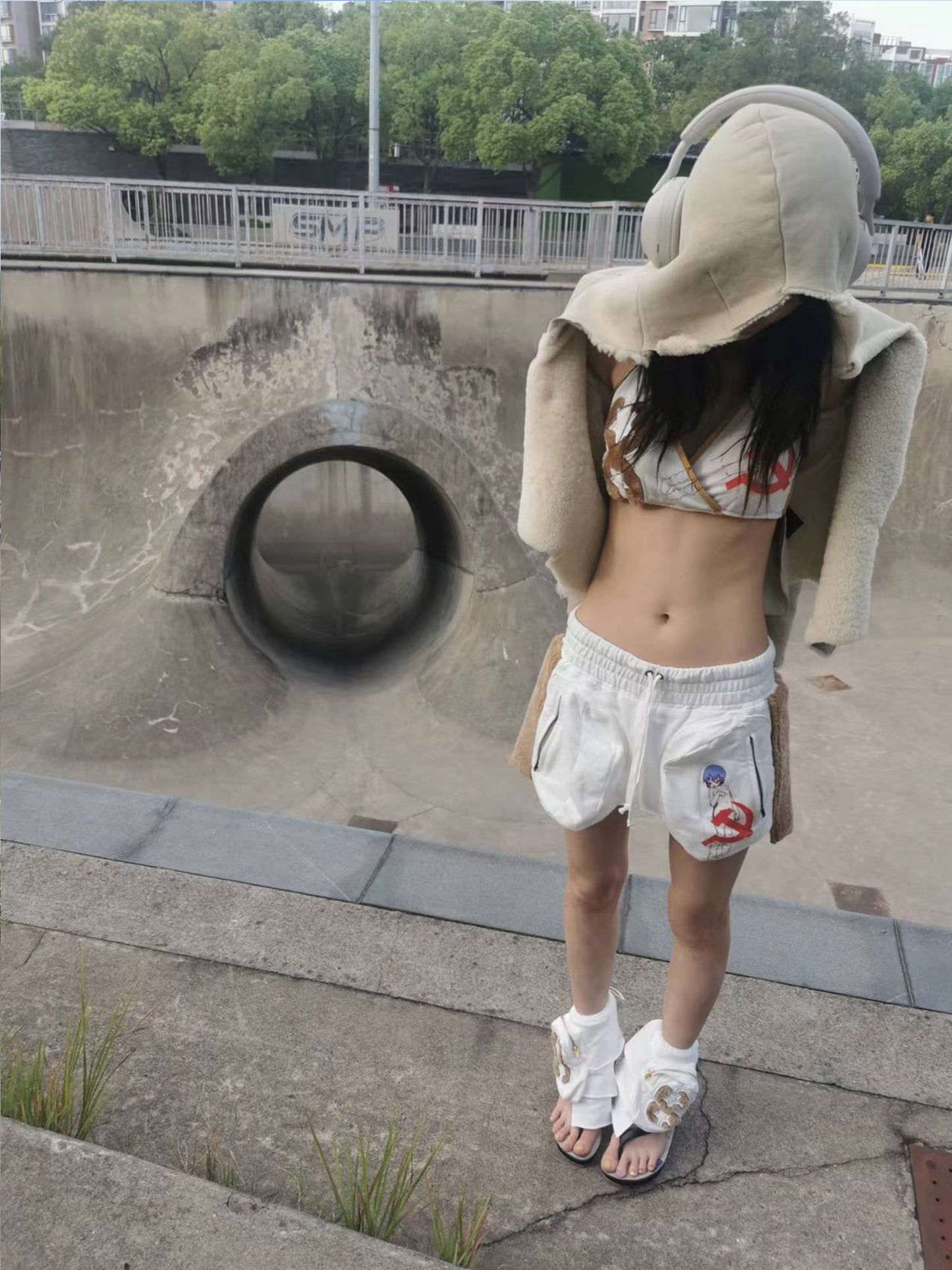 TexEvasion Anime Color-Block Shorts