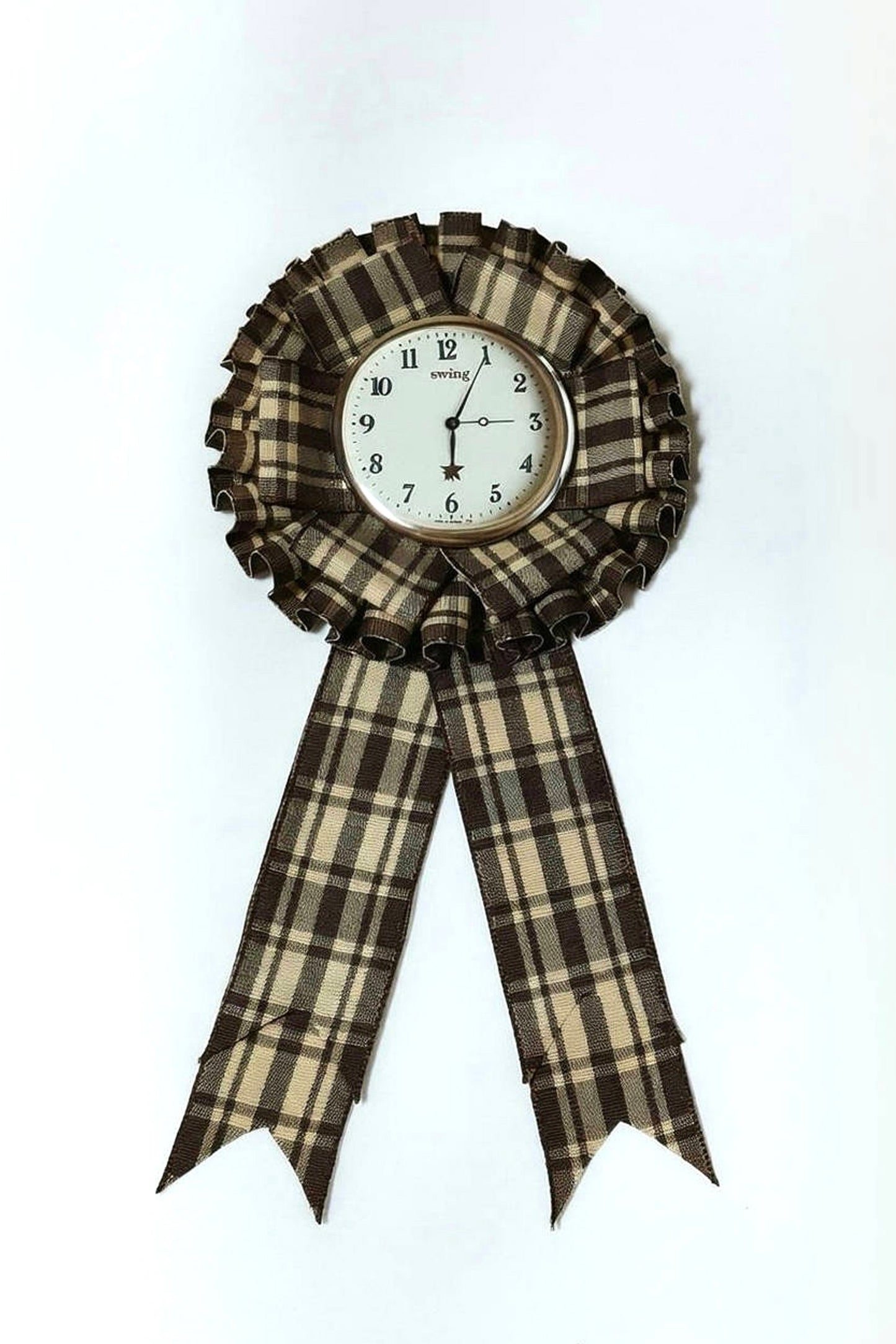 Plaid Watch Print Rosette Brooch